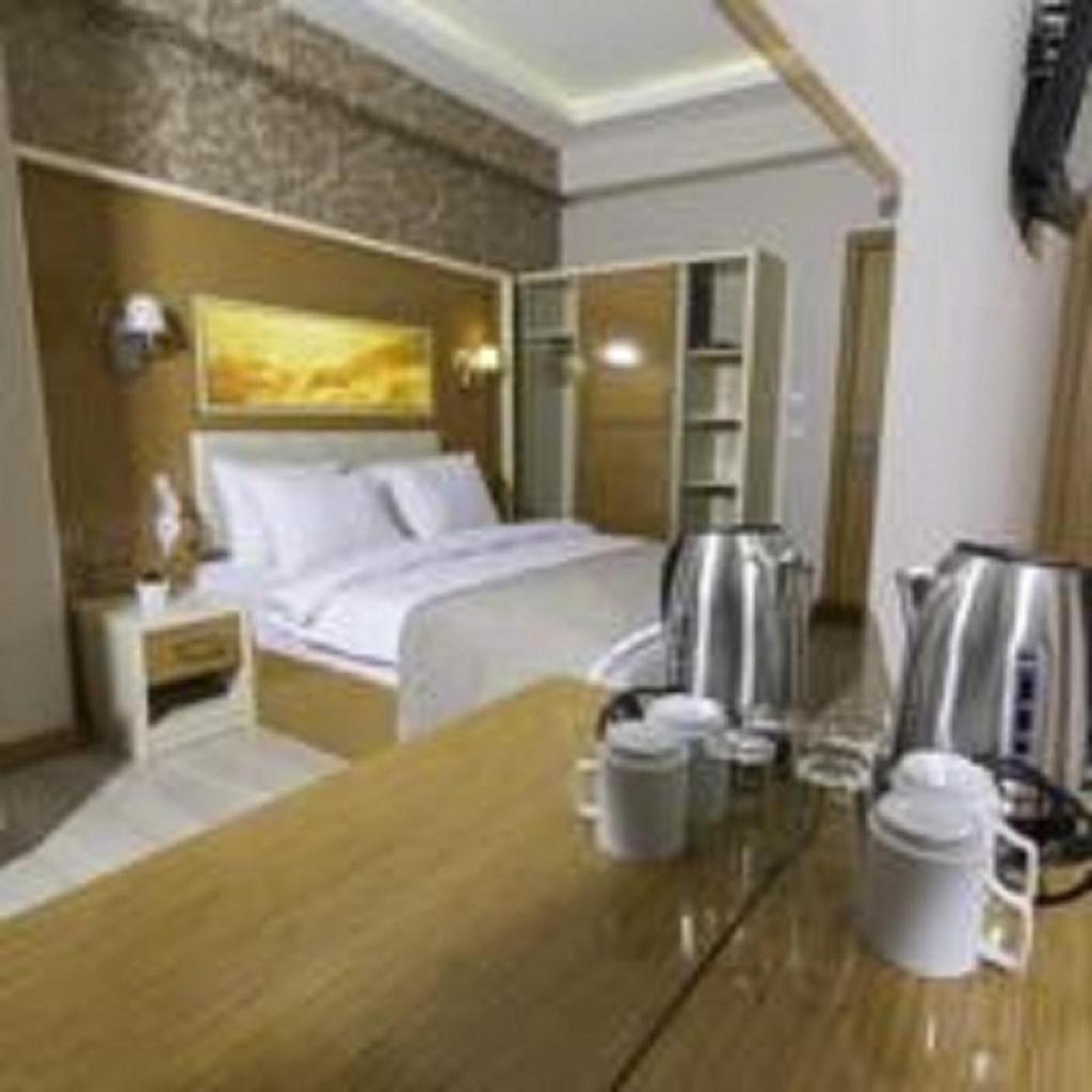 Mars Hotel Istanbul Exteriör bild