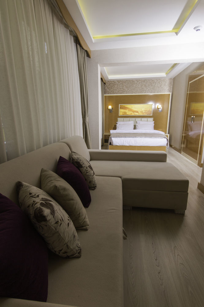 Mars Hotel Istanbul Exteriör bild